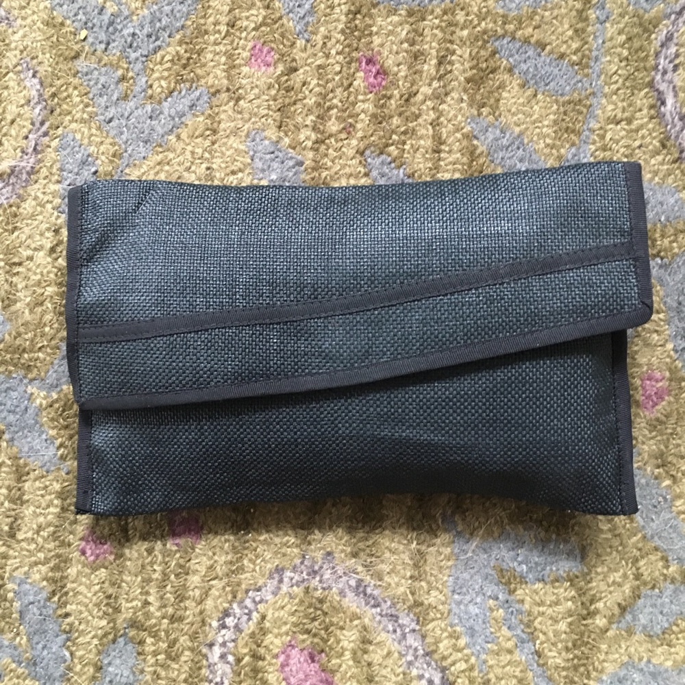 Vintage clutch
